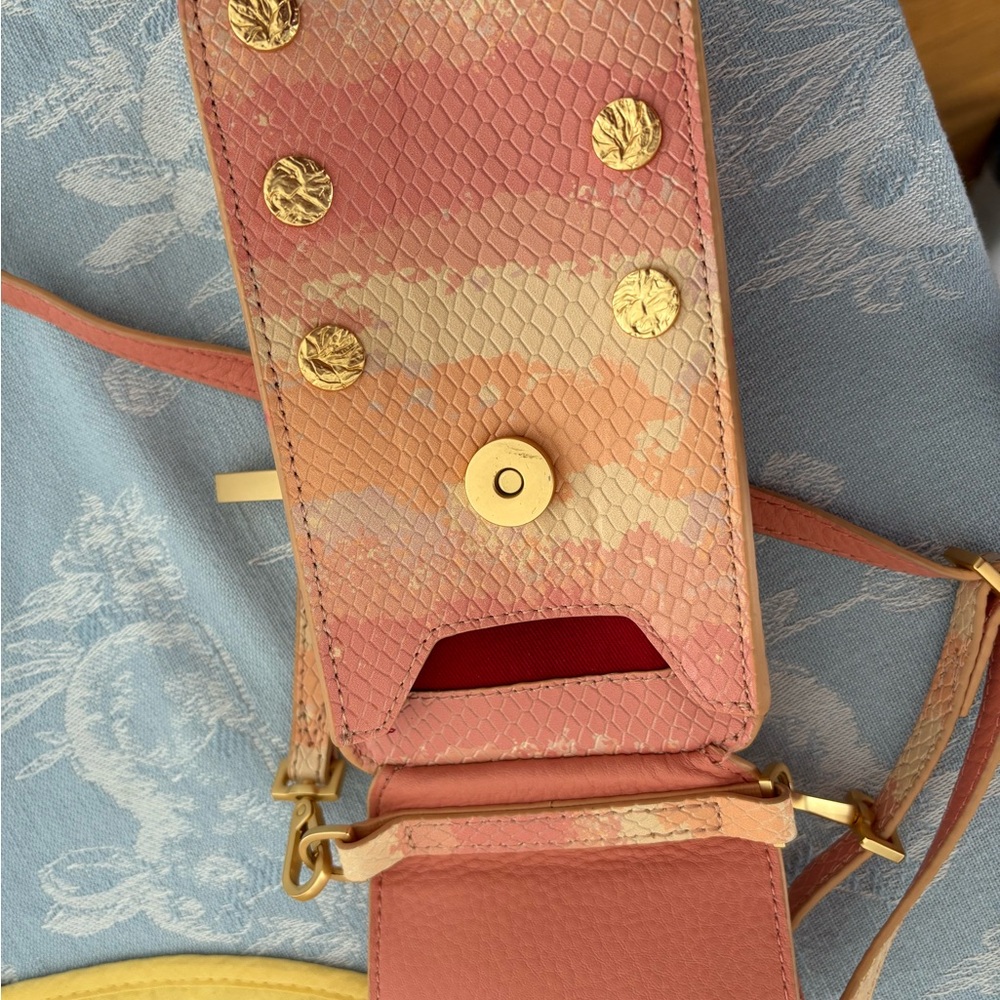 EUC Hammitt 310 Pink Himalayan Snake with brushed gold hardware - Picture 3 of 10